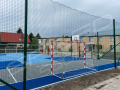 SŁUP PIŁKOCHWYTU POŚREDNI 80x80x2 L=6800 STALOWY OCYNKOWANY
